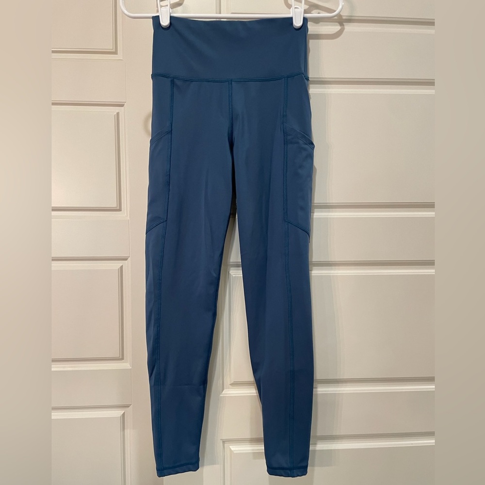 American Eagle size Small Blue Leggings